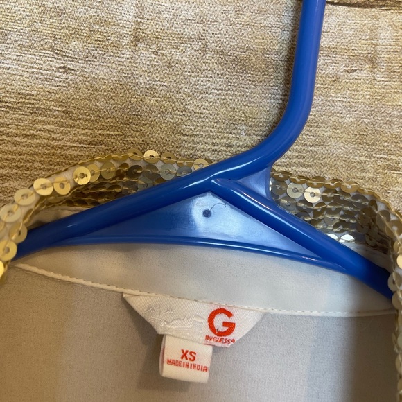 G by guess sheer sequin shirt 🛍 - Picture 2 of 3